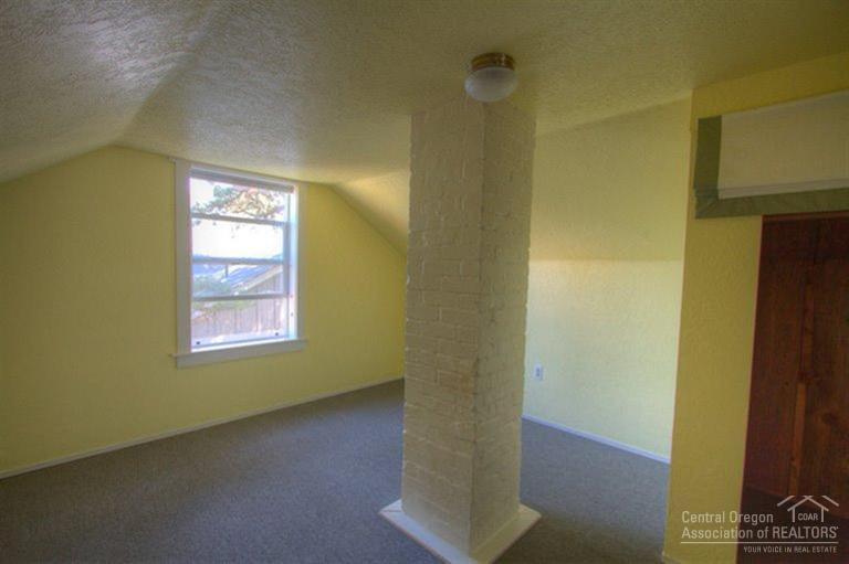347 Southwest Cleveland Avenue Bend, OR 97702 - Photo 18 of 24 Additional Photo