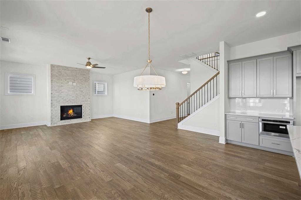 3021 Sunset Pass Canton, GA 30114 - Photo 9 of 37