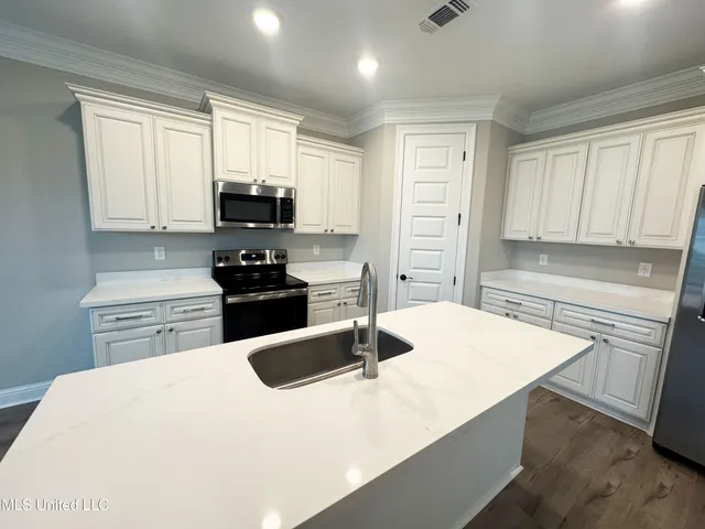 $335,000 | 6753 Maurepas Circle, Ocean Springs, MS 39564