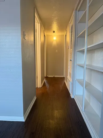 $800 | 307 East 31st Street, Unit 204, Austin, TX 78705