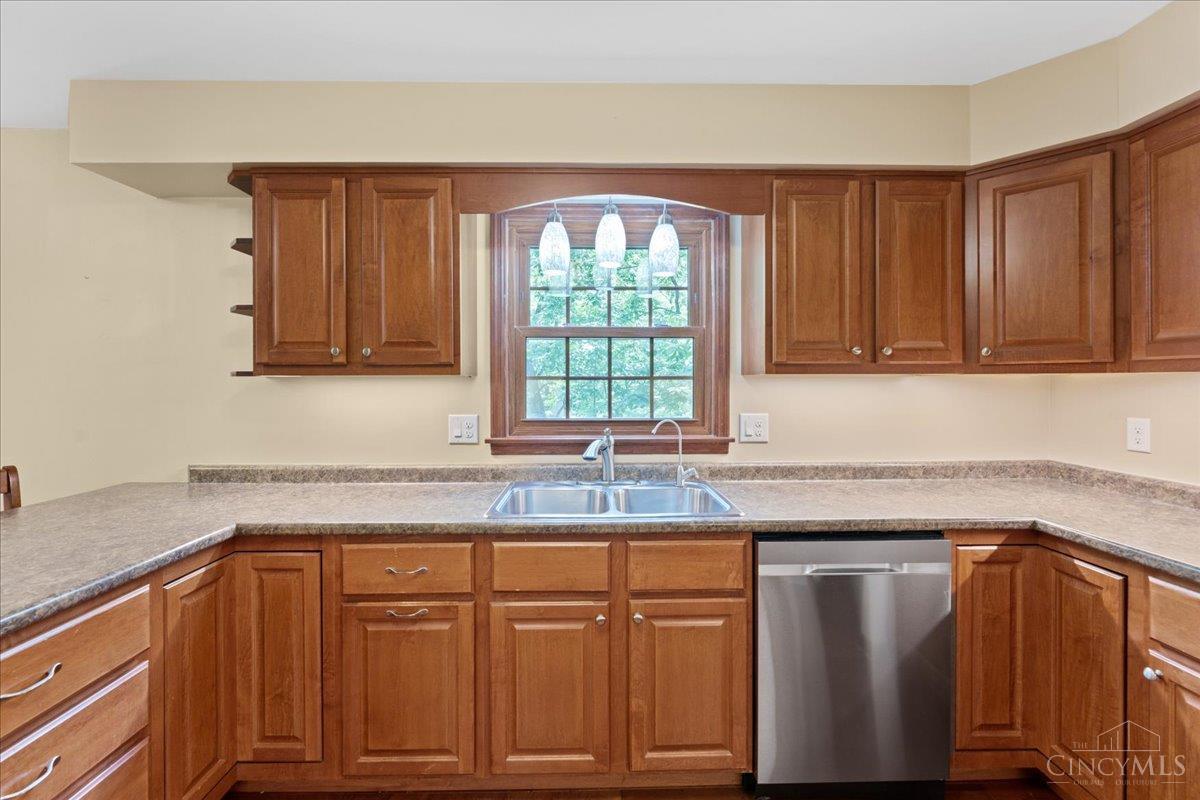 10911 Gosling Road Cincinnati, OH 45252 - Photo 36 of 73