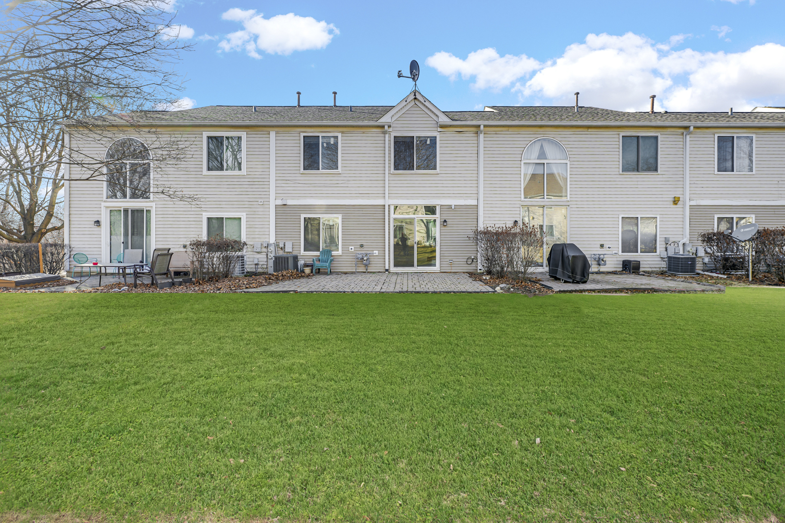 1599 Spaulding Road Bartlett, IL 60103 - Photo 22 of 23 Gallery Image 22