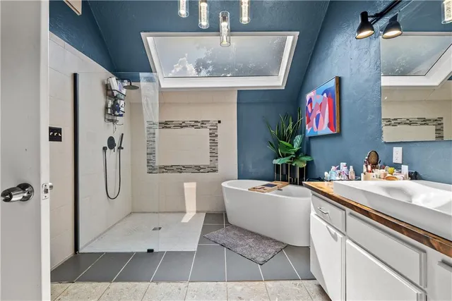 $445,000 | 4816 Terrace Street, Kansas City, MO 64112