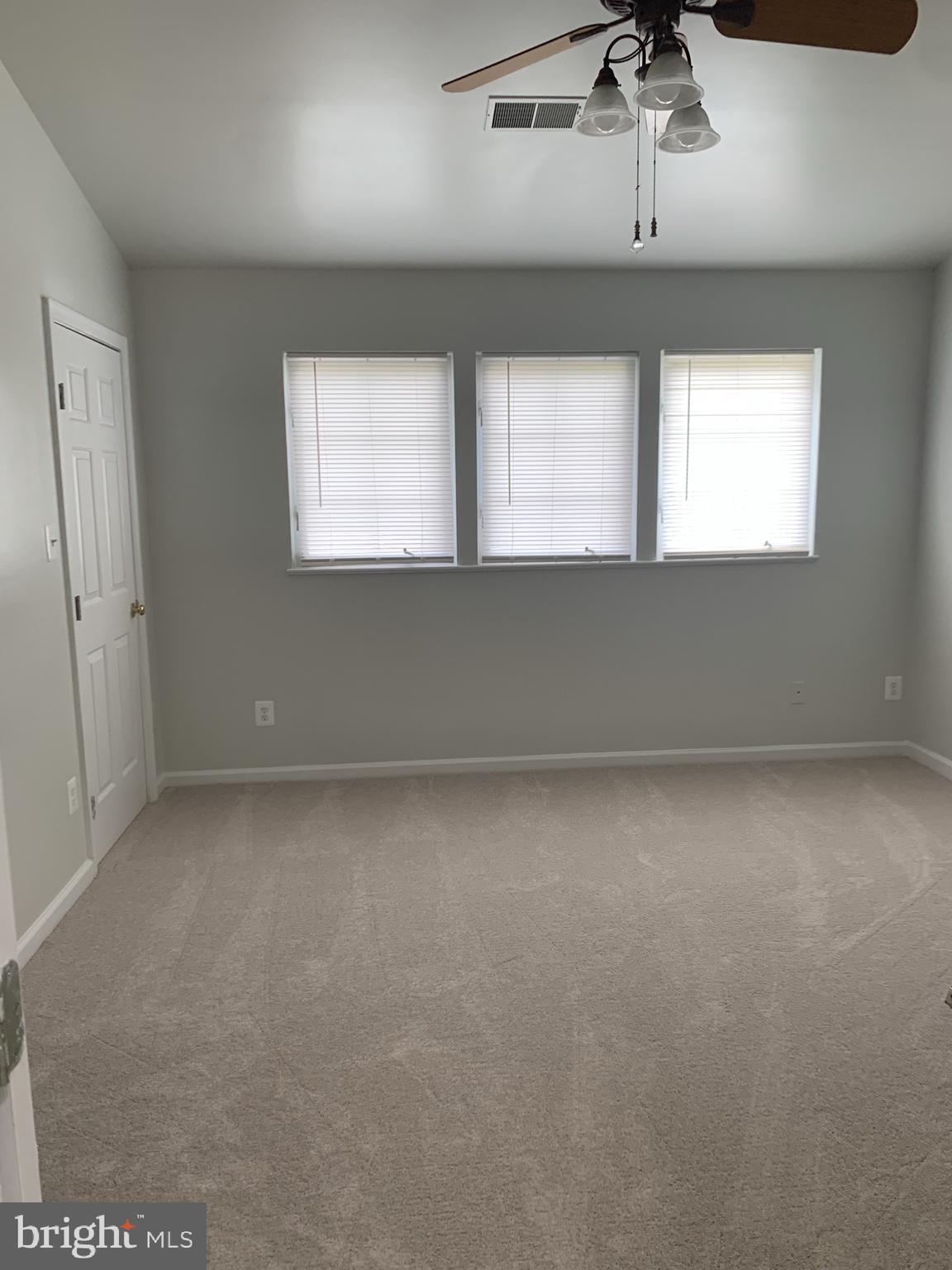 4013 Mammoth Cave Loop Dumfries, VA 22025 - Photo 18 of 27