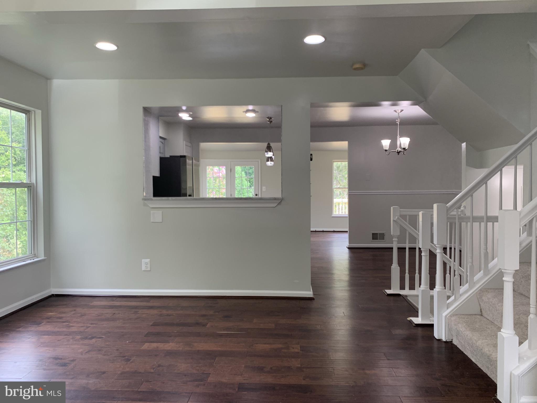 4013 Mammoth Cave Loop Dumfries, VA 22025 - Photo 3 of 27