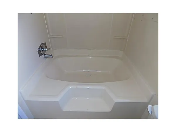 $2,100 | 10480 South 228th Lane, Boca Raton, FL 33428