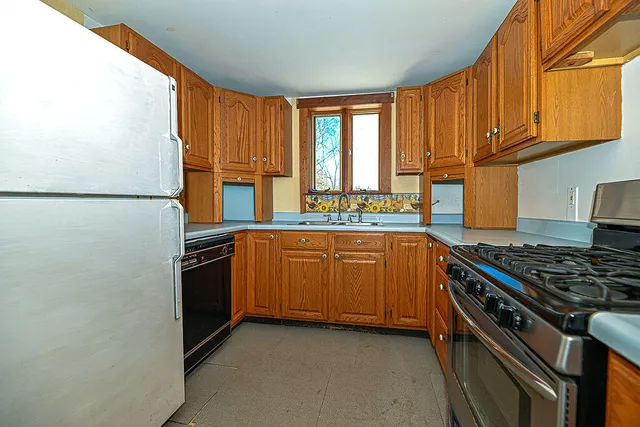 $329,900 | 302 Lower Cross Road, Lebanon, ME 04027