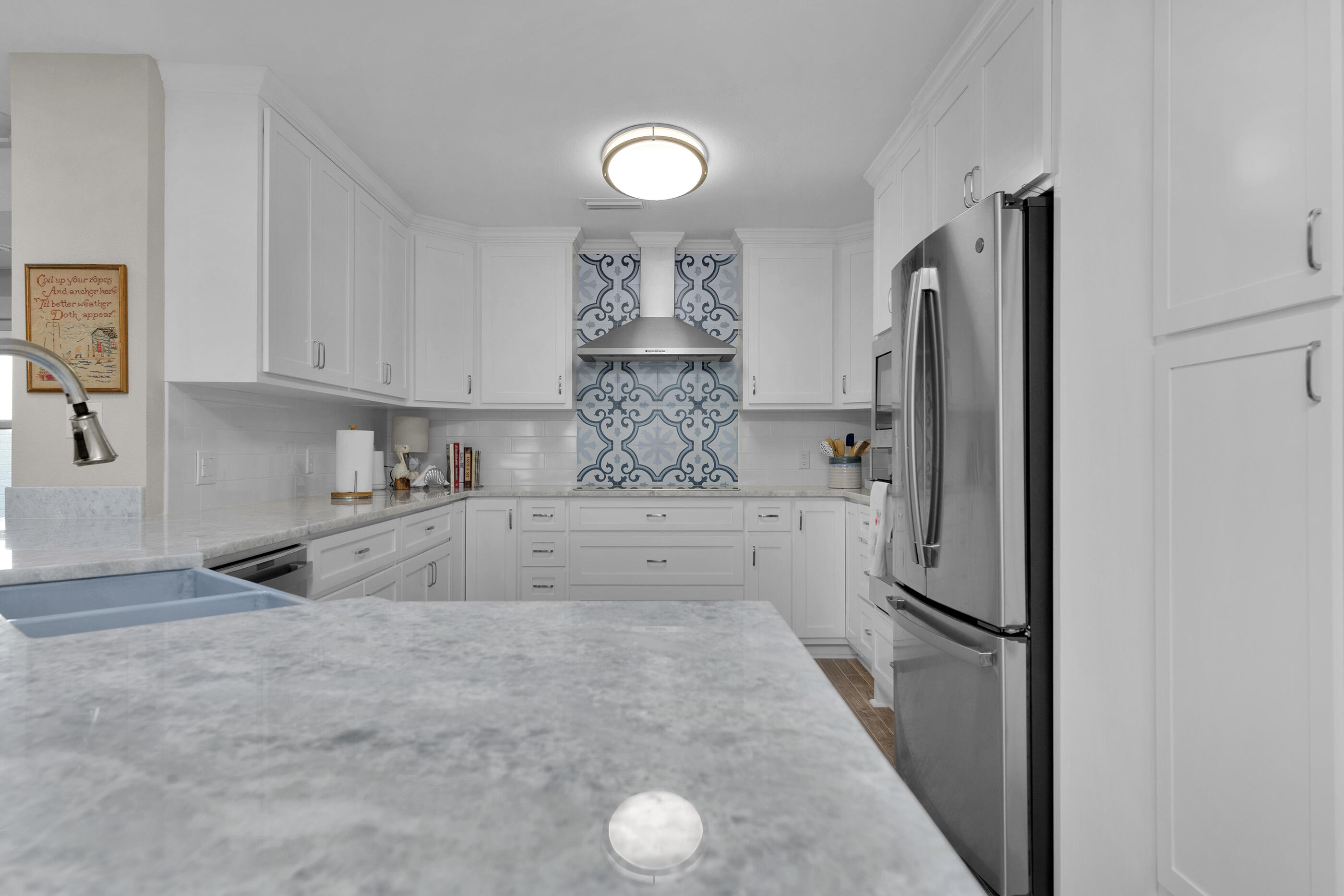 24 Waterview Place Freeport, FL 32439 - Photo 21 of 53 plenty of counter space