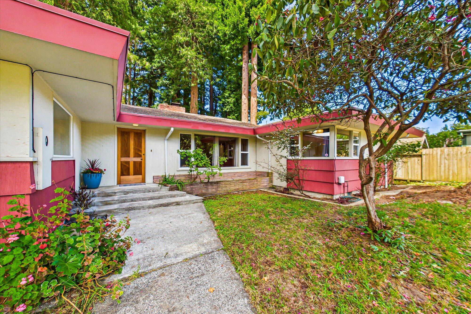 4949 Herron Road Cutten, CA 95503 - Photo 4 of 58