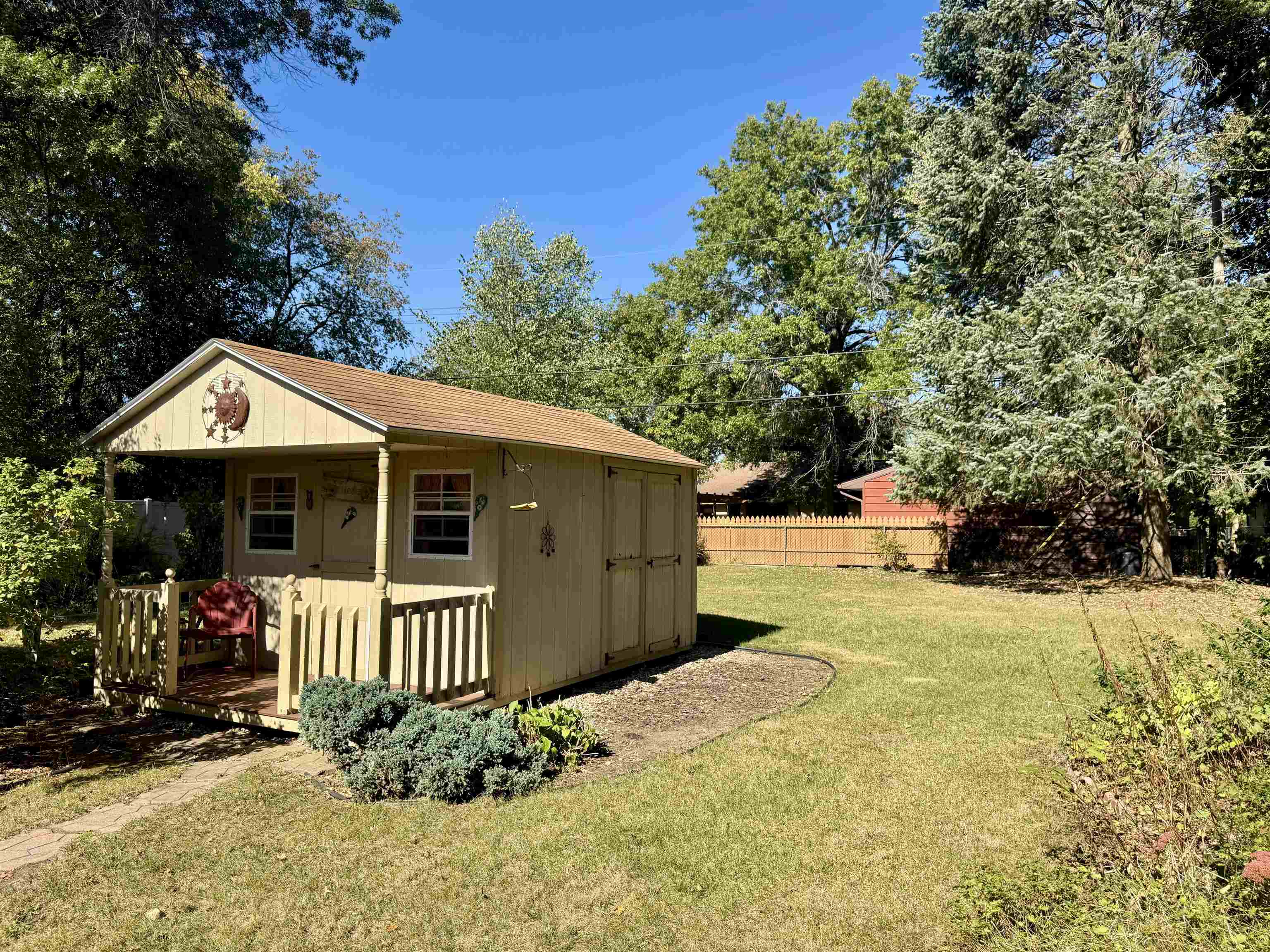 737 East Briar Lane Beloit, WI 53511 - Photo 6 of 36