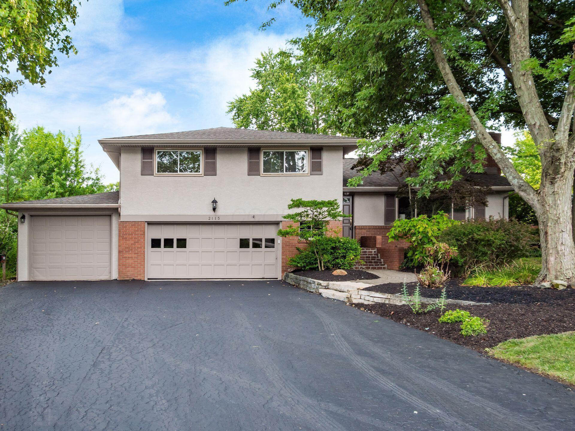 2115 Haviland Road Columbus, OH 43220 - Photo 50 of 51 4+ Car Garage Space!