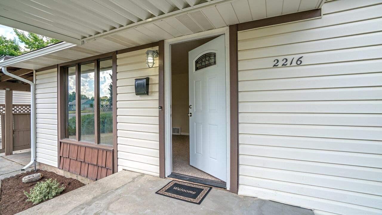 2216 West Decatur Avenue Spokane, WA 99205 - Photo 3 of 20 Gallery Image 3