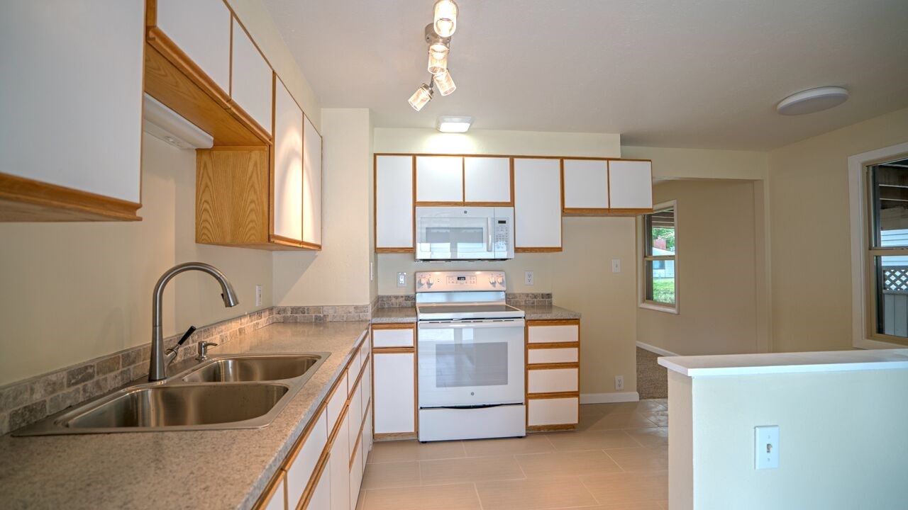 2216 West Decatur Avenue Spokane, WA 99205 - Photo 8 of 20 Gallery Image 8