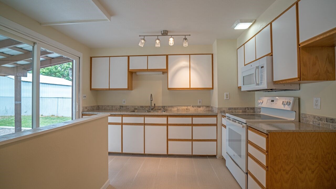 2216 West Decatur Avenue Spokane, WA 99205 - Photo 9 of 20 Gallery Image 9
