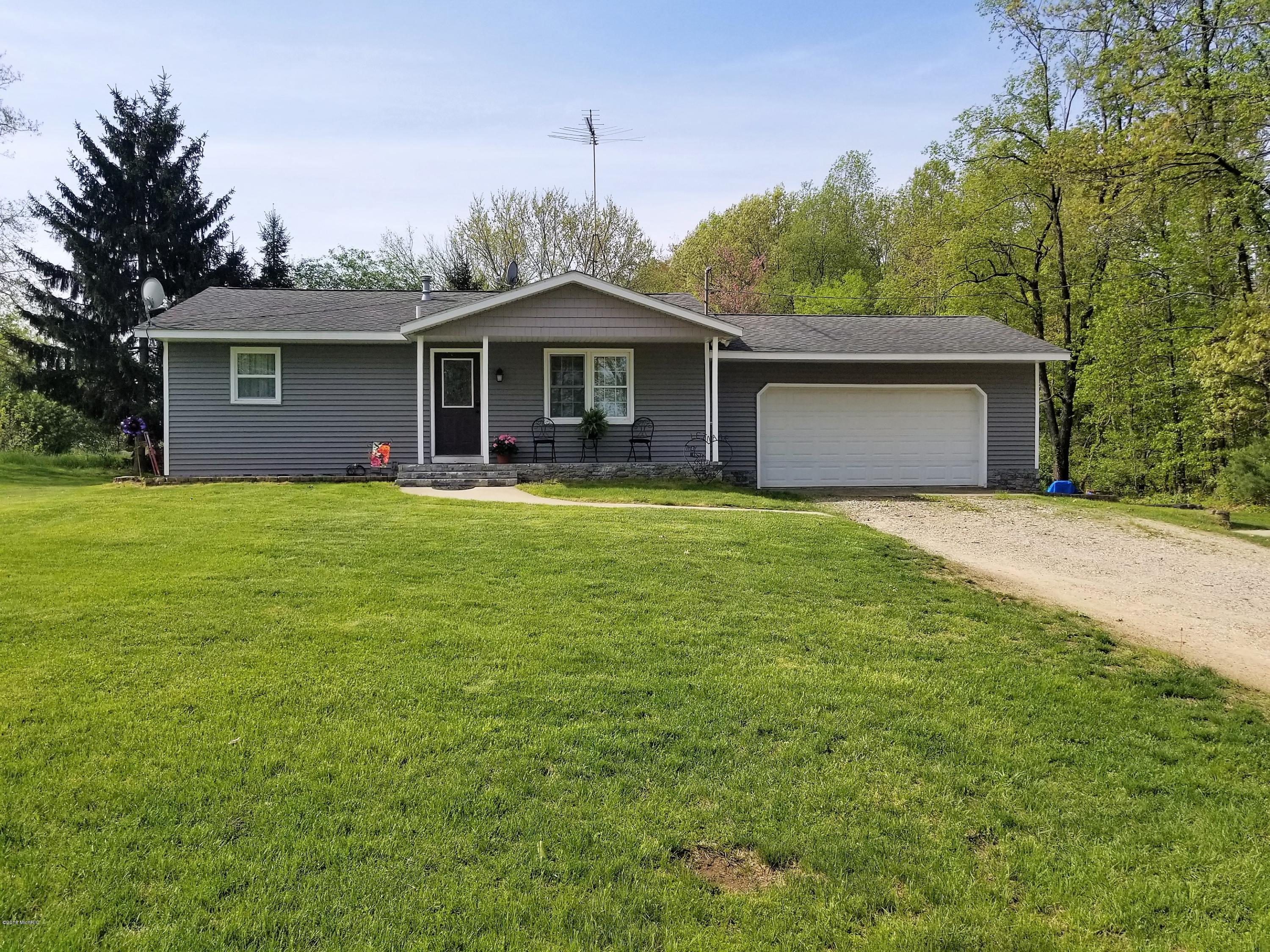 11403 Sprague Road Delton, MI 49046 - Photo 17 of 18 20180518_102059