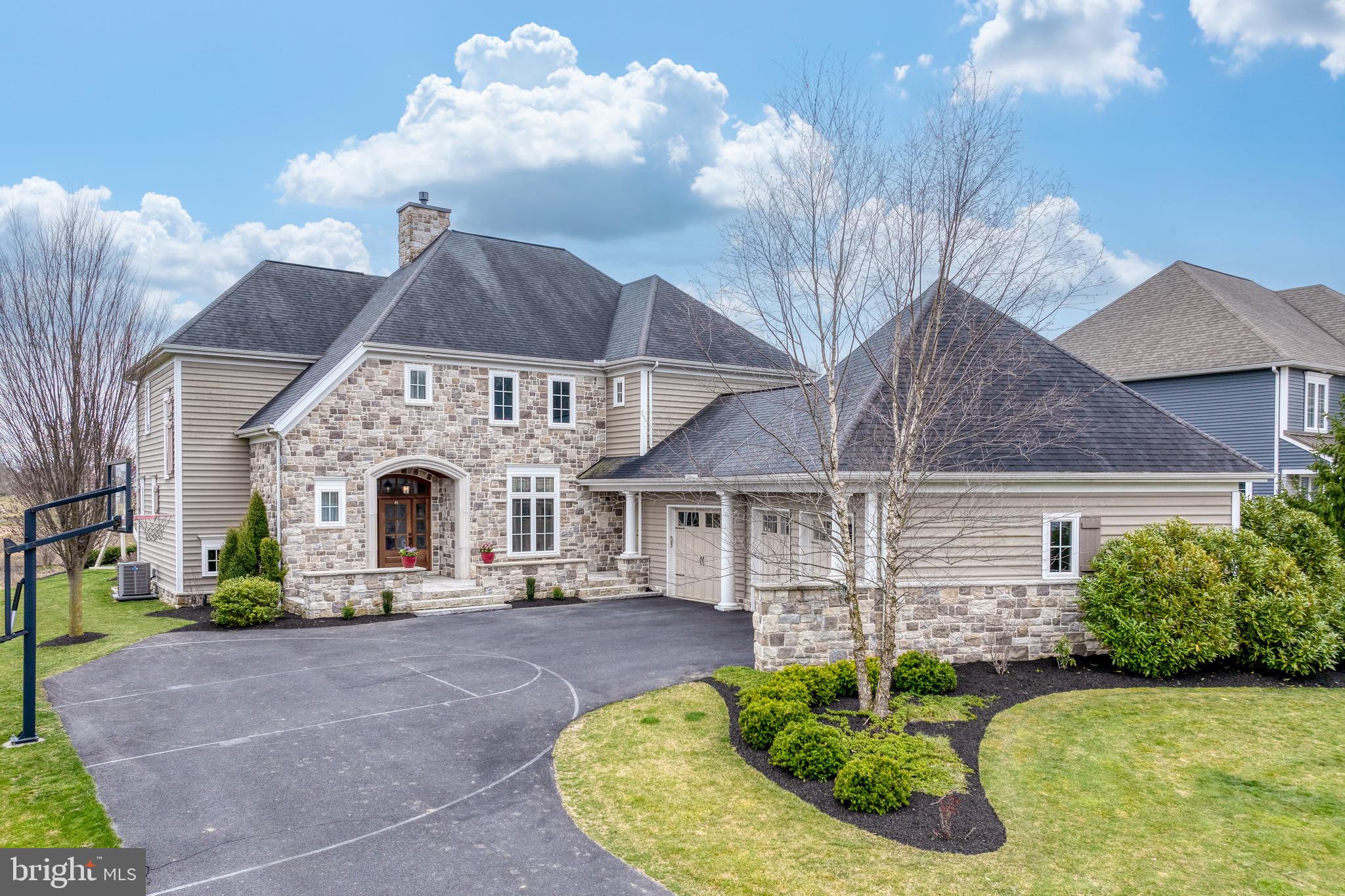 536 East Delp Road Lancaster, PA 17601 - Photo 1 of 65 Front View