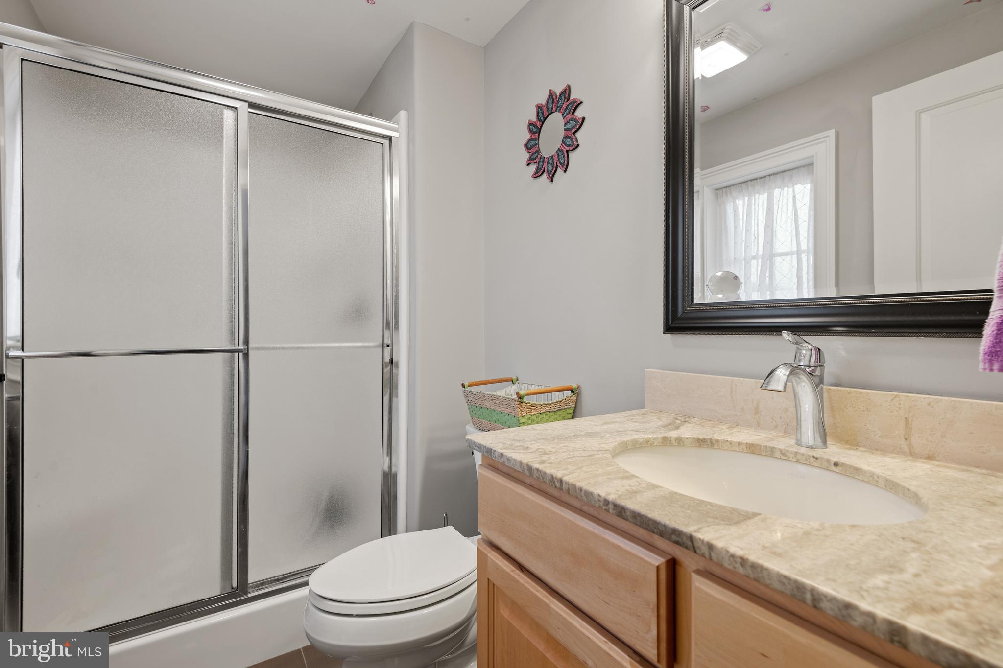 536 East Delp Road Lancaster, PA 17601 - Photo 46 of 65 En Suite Bedroom 2 Bathroom