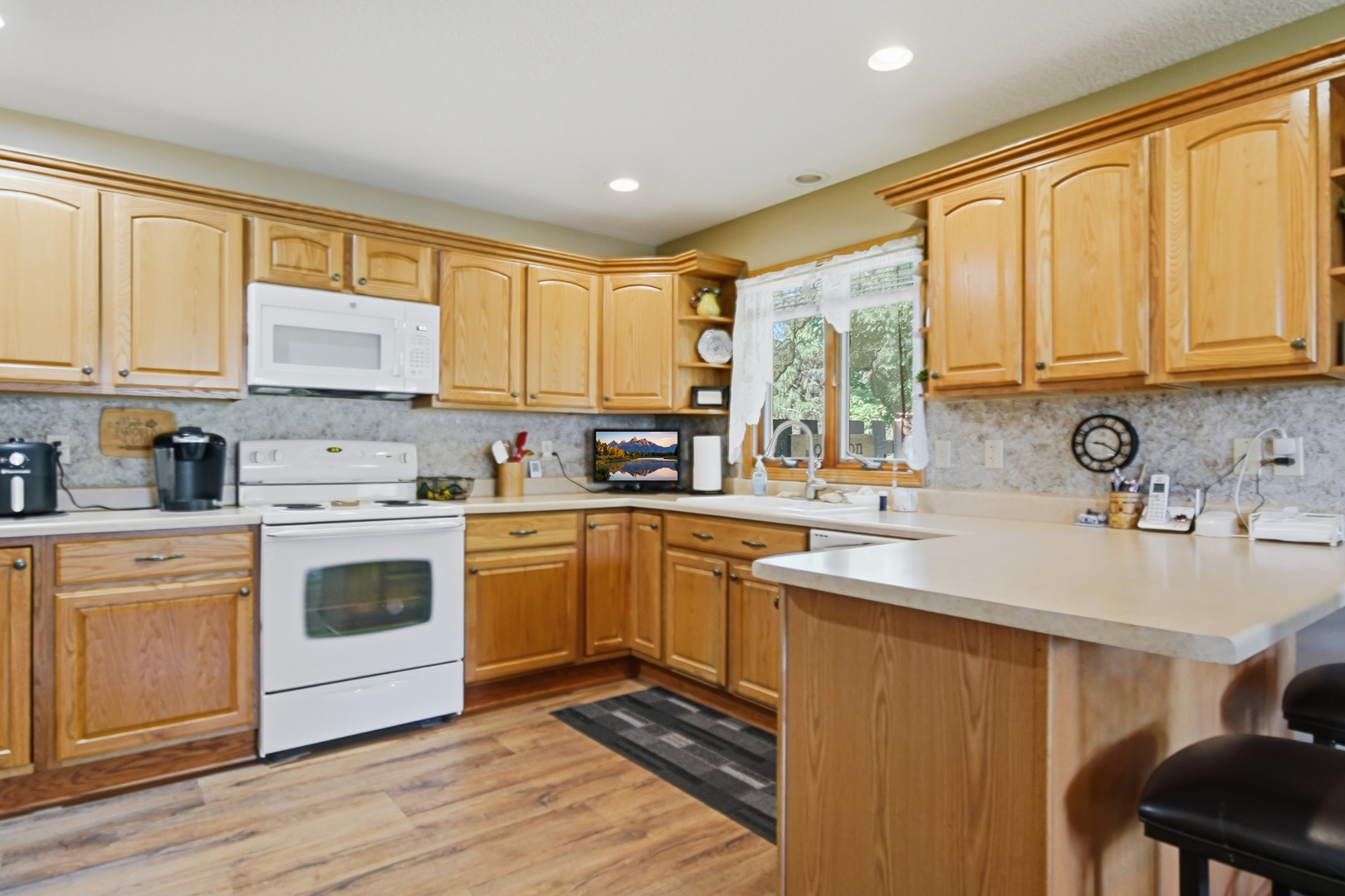 311 North Jackson Street, Unit B Morrison, IL 61270 - Photo 21 of 41