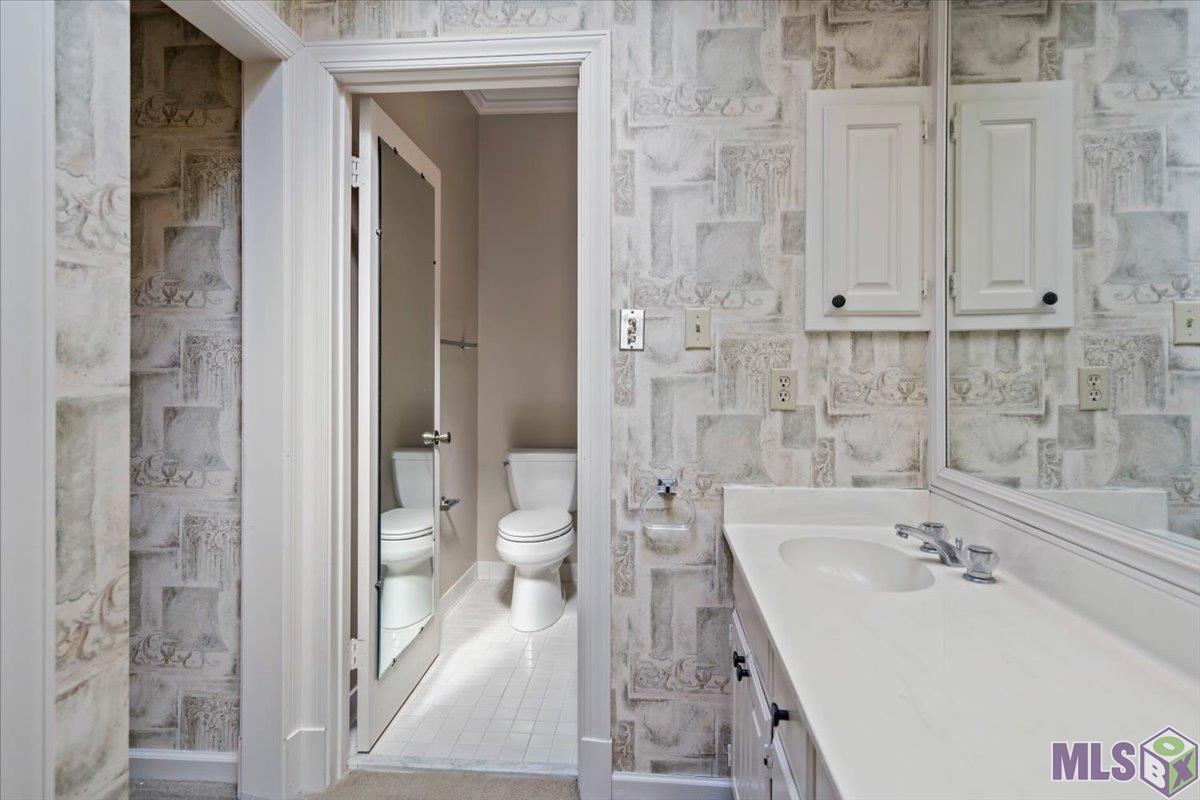 14 Jamestowne Court Baton Rouge, LA 70809 - Photo 13 of 23 Master Bath