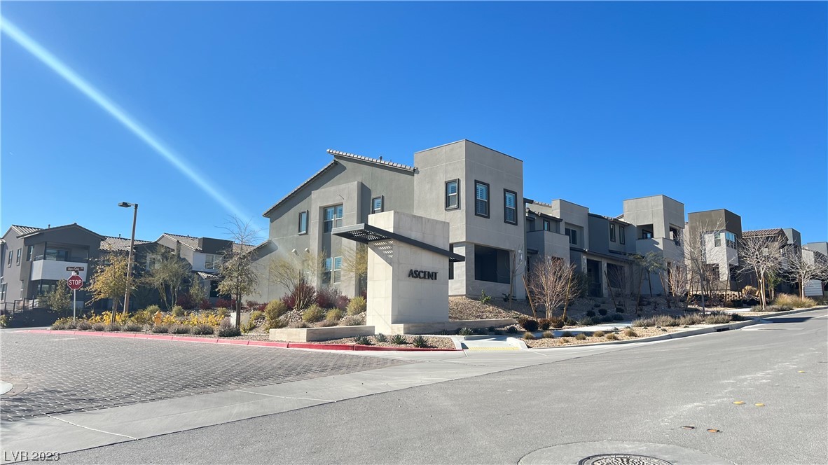 522 Mahogany Ridge Street Las Vegas, NV 89138 - Photo 5 of 37