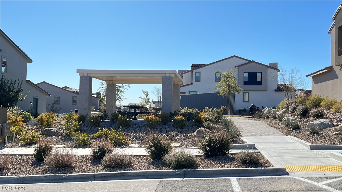 522 Mahogany Ridge Street Las Vegas, NV 89138 - Photo 6 of 37