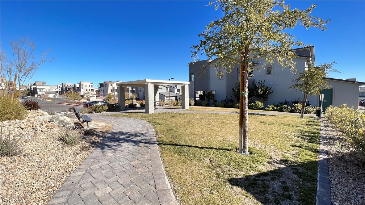522 Mahogany Ridge Street Las Vegas, NV 89138 - Photo 8 of 37