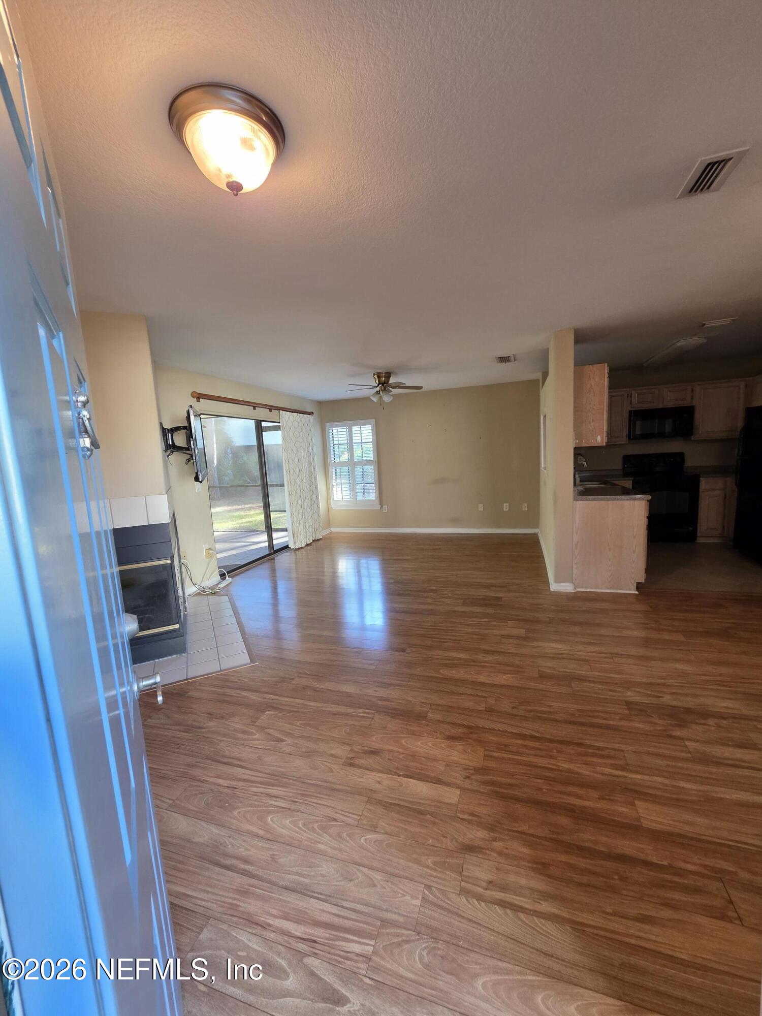 10150 Belle Rive Boulevard, Unit 2205 Jacksonville, FL 32256 - Photo 6 of 62 20260207_161813