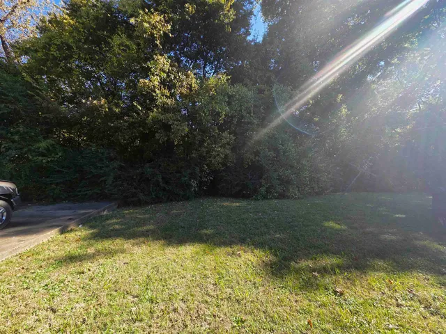 $650 | 802 North Dunlap Street, Memphis, TN 38107