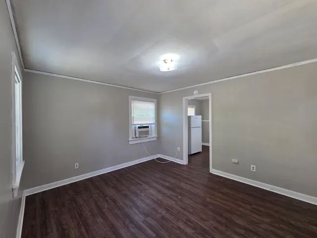 $650 | 802 North Dunlap Street, Memphis, TN 38107