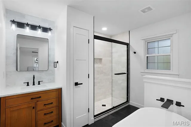 $2,100 | 703 Ridgeview Drive, Washington, MO 63090