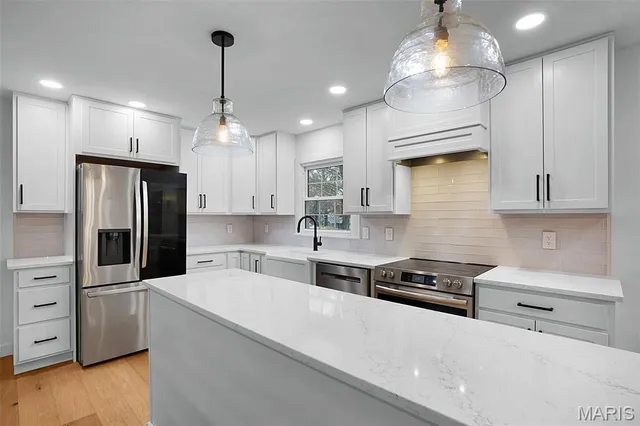 $2,100 | 703 Ridgeview Drive, Washington, MO 63090