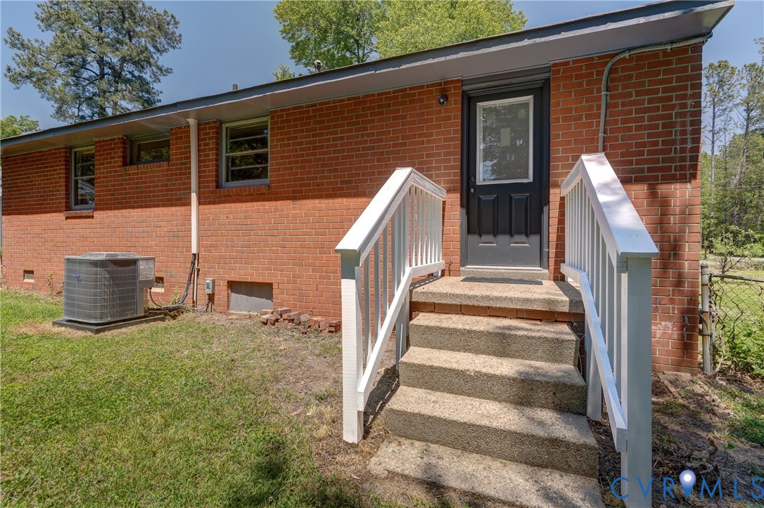 3907 Rusk Avenue Richmond, VA 23234 - Photo 11 of 30