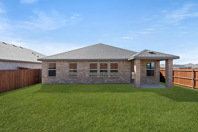 $320,573 | 118 Coyote Circle, Terrell, TX 75160
