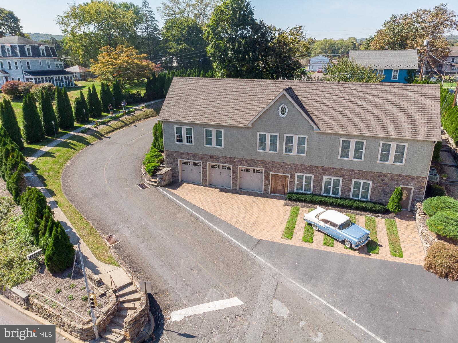 683 Easton Road Riegelsville, PA 18077 - Photo 2 of 29 Front