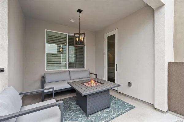 $4,500 | 143 Tenor, Irvine, CA 92618