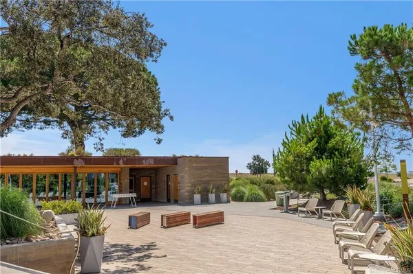 $4,500 | 143 Tenor, Irvine, CA 92618