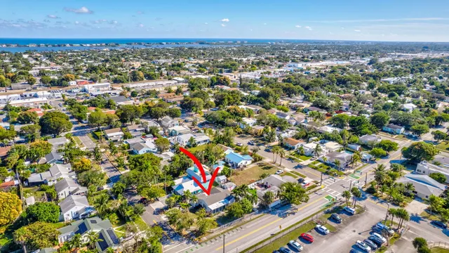 $3,000 | 736 Rockland Drive, West Palm Beach, FL 33405