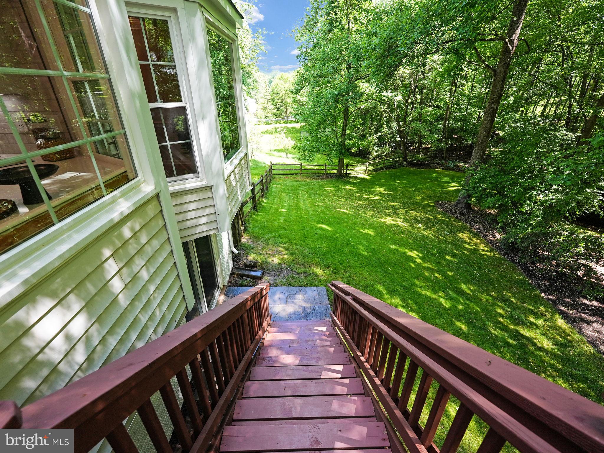 11920 Fawn Ridge Lane Reston, VA 20194 - Photo 34 of 90 Back steps