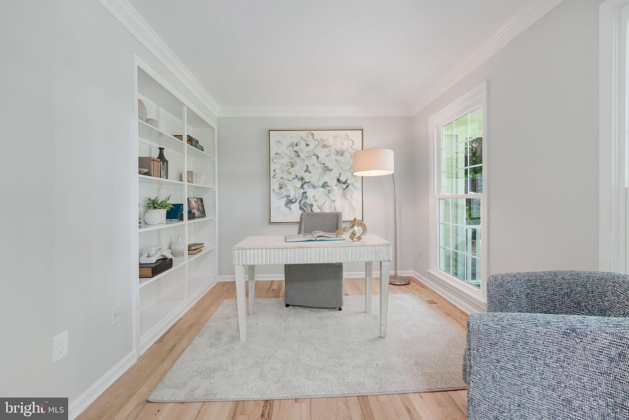 11920 Fawn Ridge Lane Reston, VA 20194 - Photo 7 of 90 Main level office