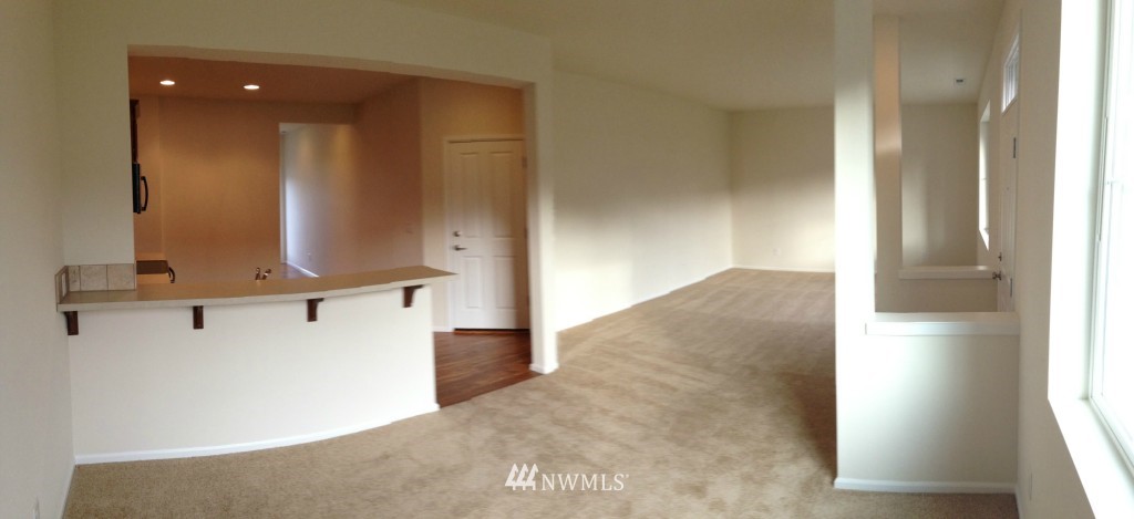 4704 Court R, Unit 2706 Tacoma, WA 98404 - Photo 4 of 8