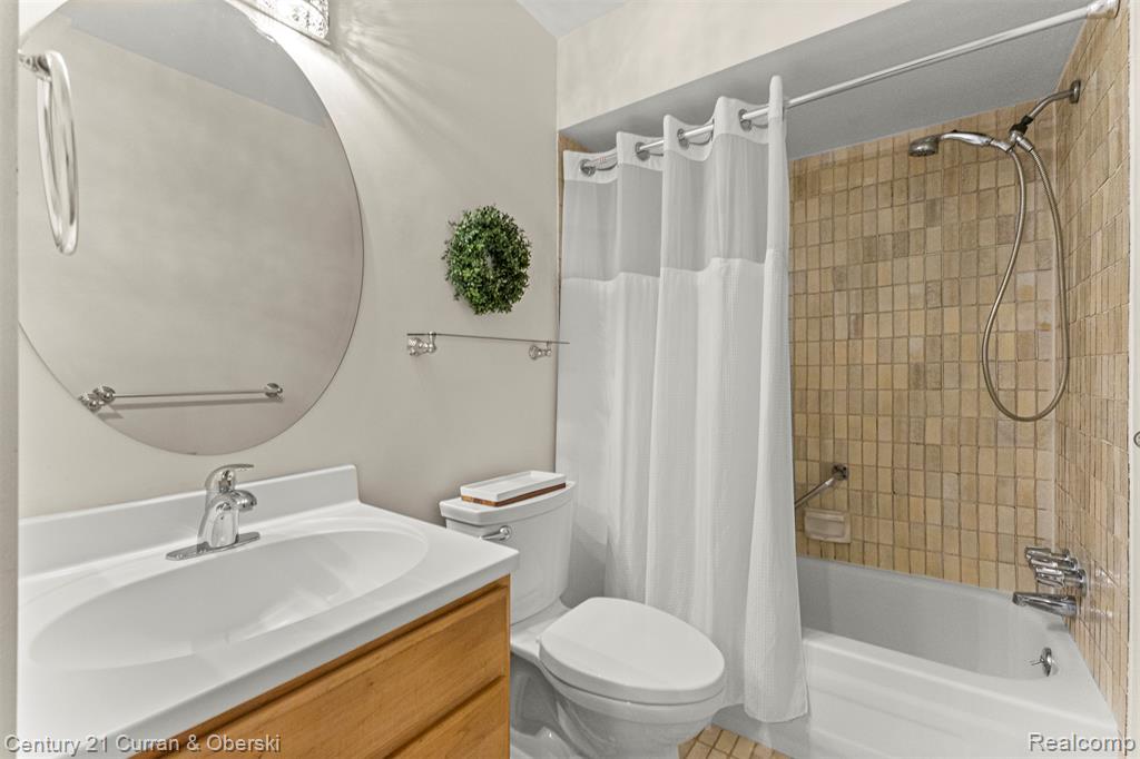 16485 Rudgate Street Southgate, MI 48195 - Photo 19 of 37
