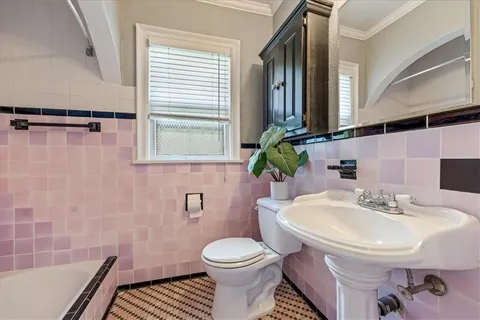 $270,000 | 6656 The Paseo, Kansas City, MO 64132