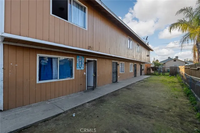 $785,000 | 715 N Street, Bakersfield, CA 93304