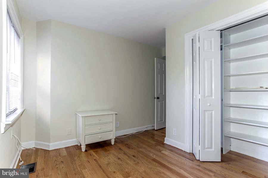 1218 Potomac Street Northwest, Unit T27 Washington, DC 20007 - Photo 19 of 30 Bedroom