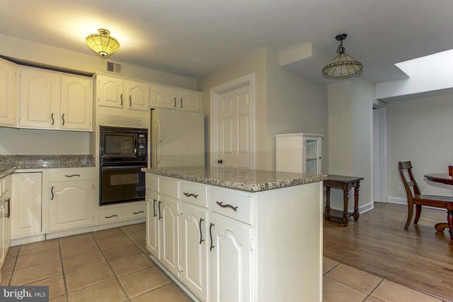 1218 Potomac Street Northwest, Unit T27 Washington, DC 20007 - Photo 9 of 30 Kitchen
