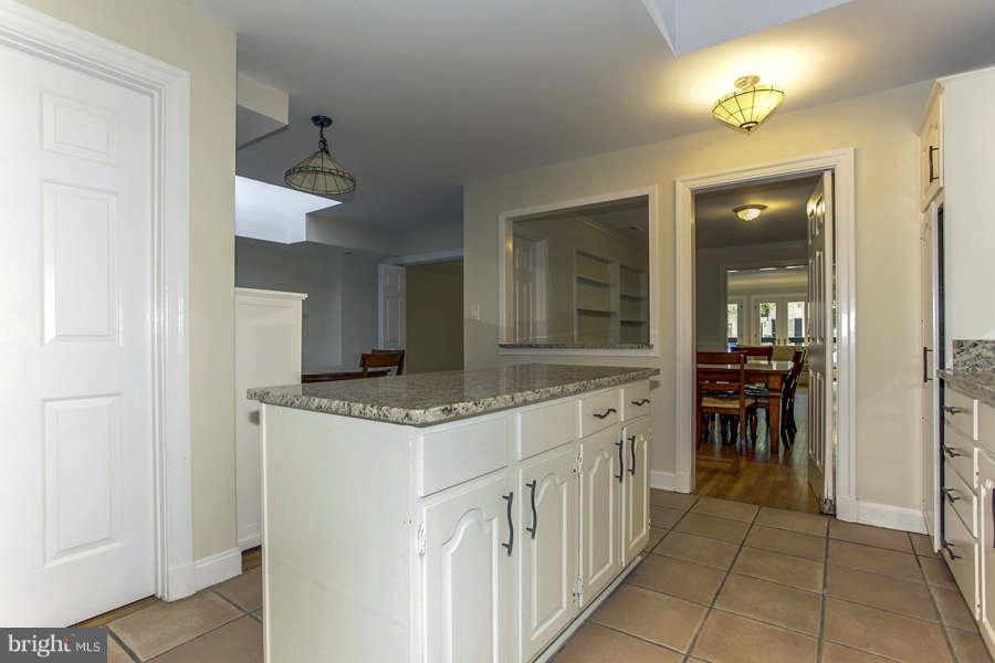 1218 Potomac Street Northwest, Unit T27 Washington, DC 20007 - Photo 10 of 30 Kitchen