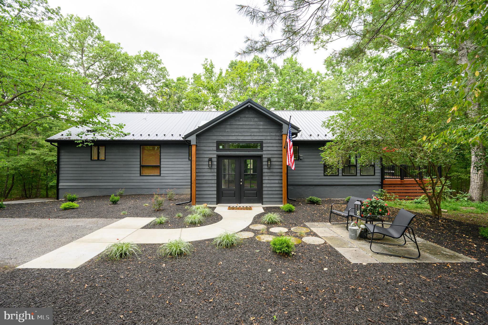 228 Rising Sun Road Hedgesville, WV 25427 - Photo 4 of 113 Gallery Image 4