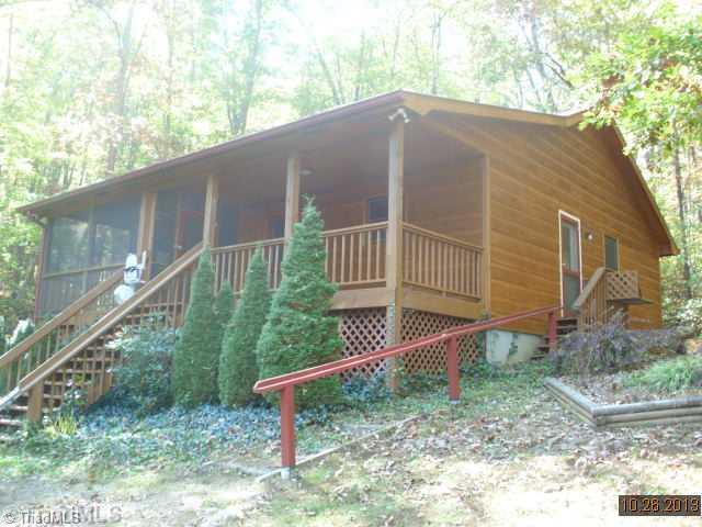 155 Rosa Ct Drive Murphy, NC 28906 - Photo 1 of 9 Exterior Front.