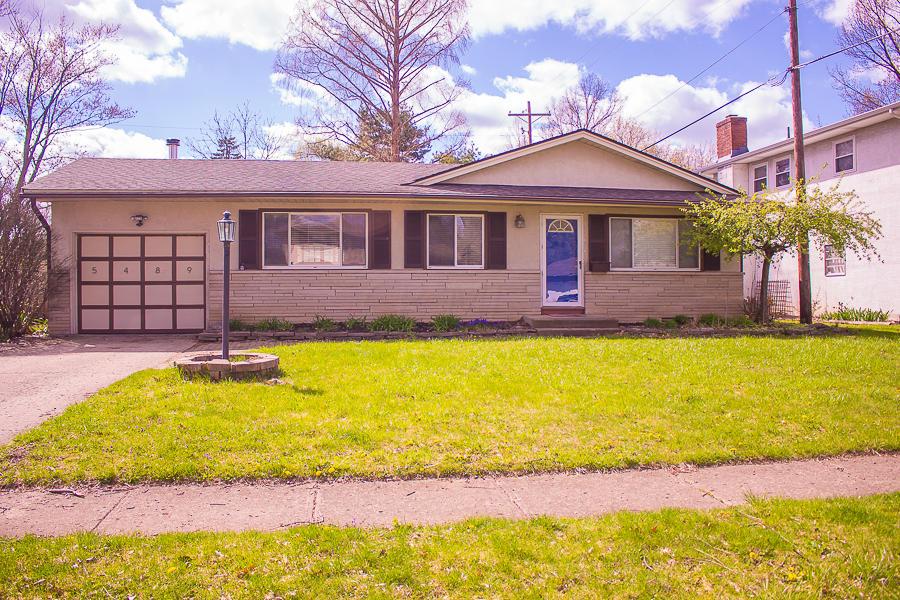5489 Redwood Road Columbus, OH 43229 - Photo 1 of 33 Gallery Image 1