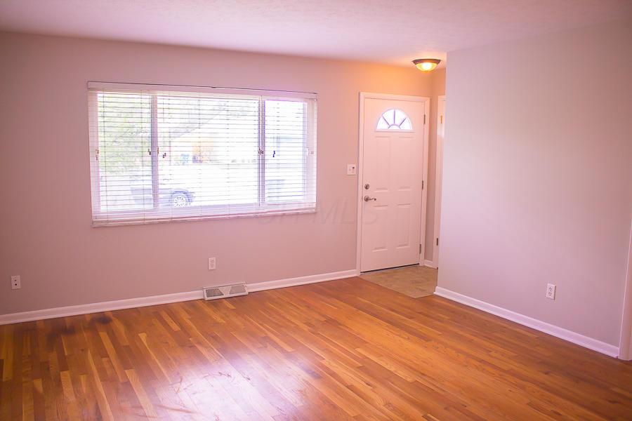 5489 Redwood Road Columbus, OH 43229 - Photo 20 of 33 Gallery Image 20